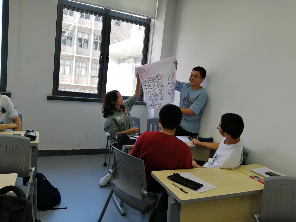 365英国上市公司