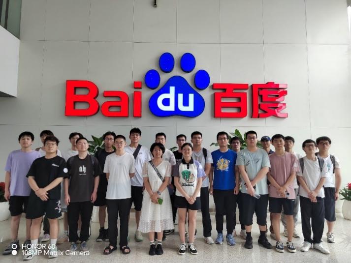 365英国上市公司