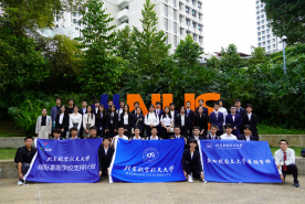 365英国上市公司