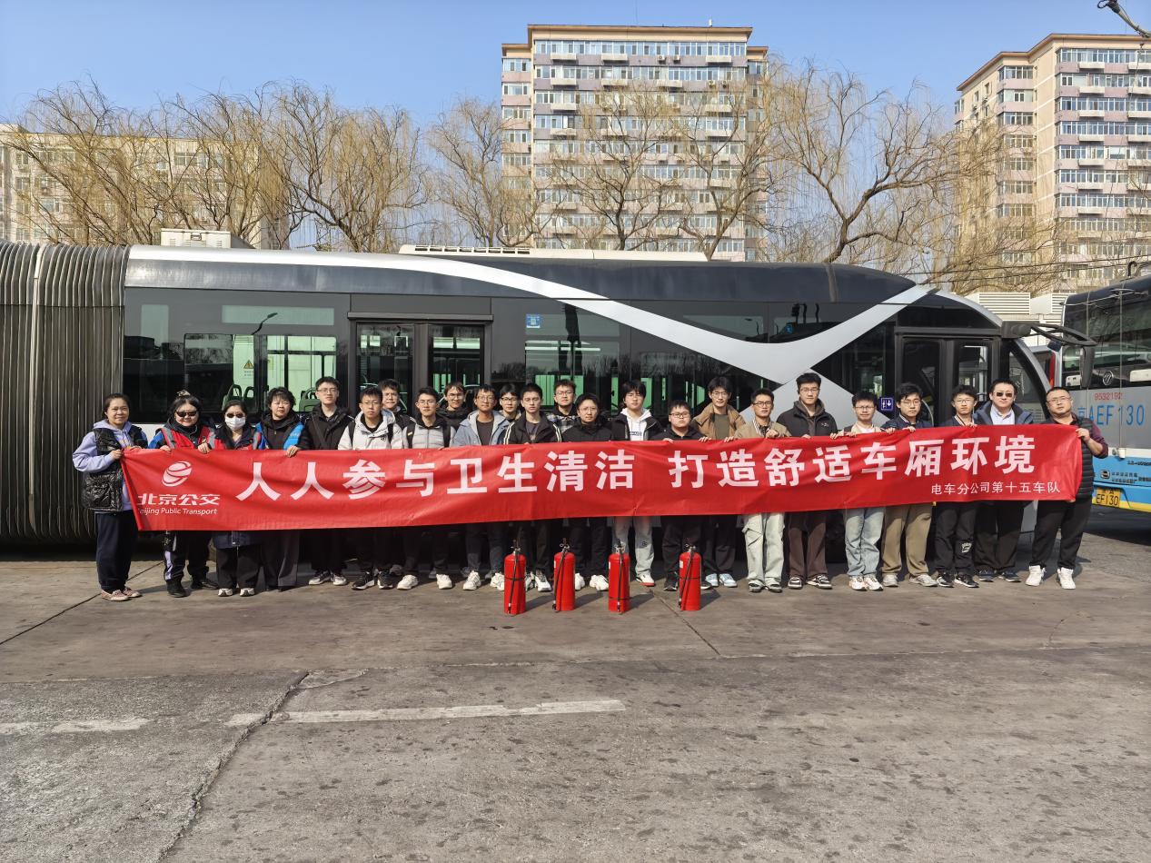 365英国上市公司