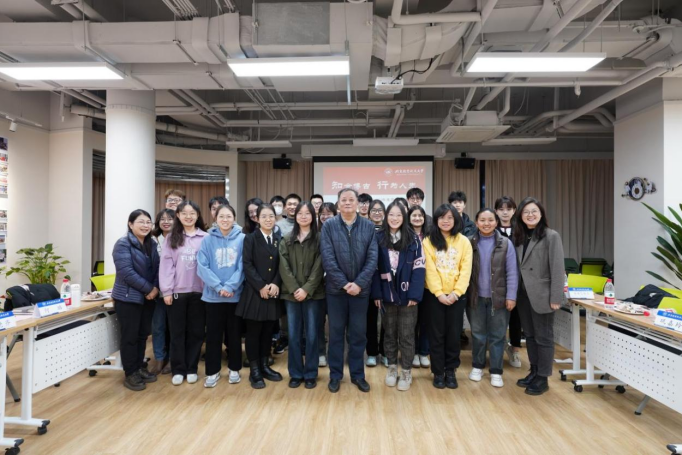 365英国上市公司