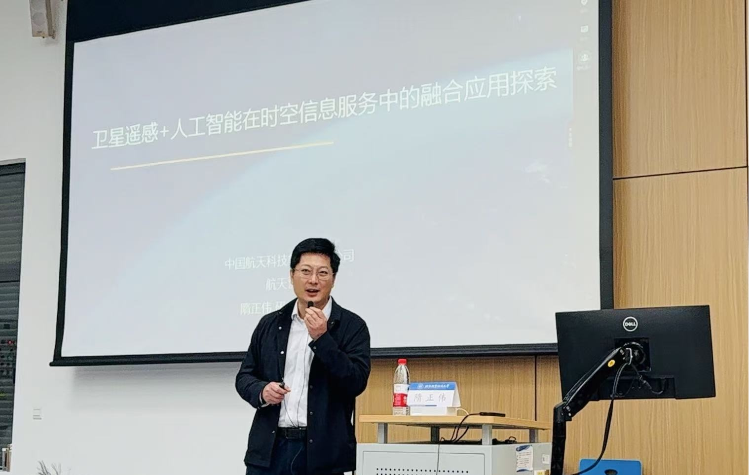 365英国上市公司