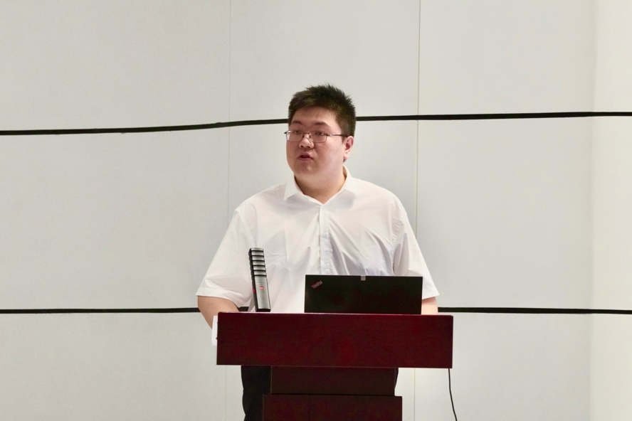 365英国上市公司