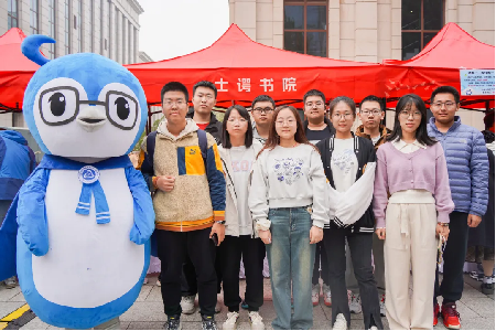 365英国上市公司