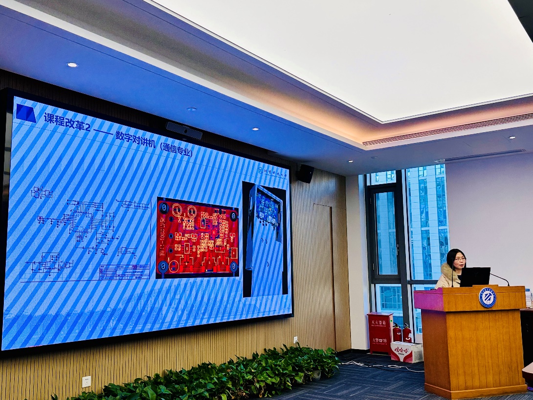 365英国上市公司