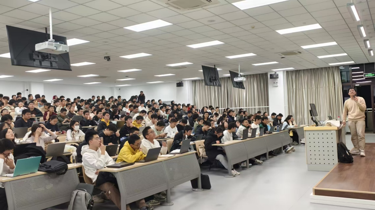 365英国上市公司