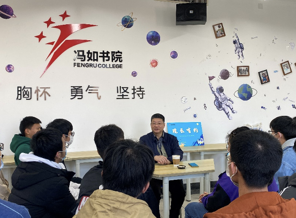 365英国上市公司