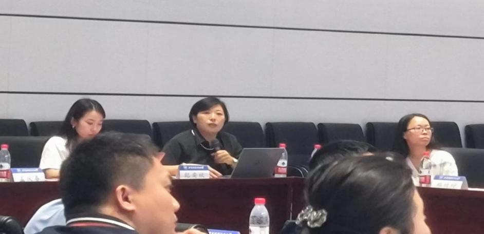 365英国上市公司