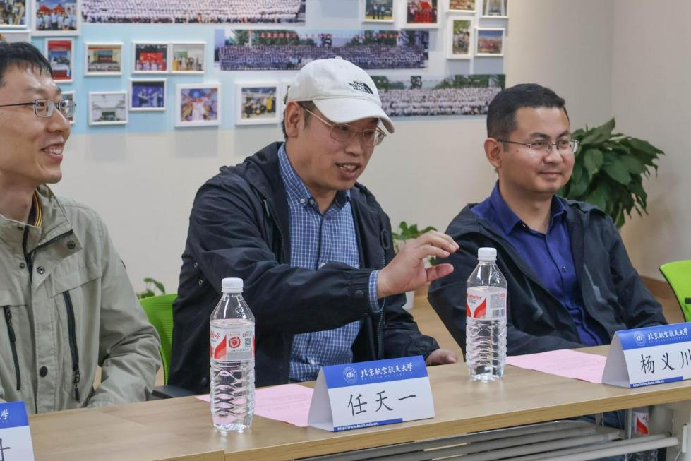 365英国上市公司