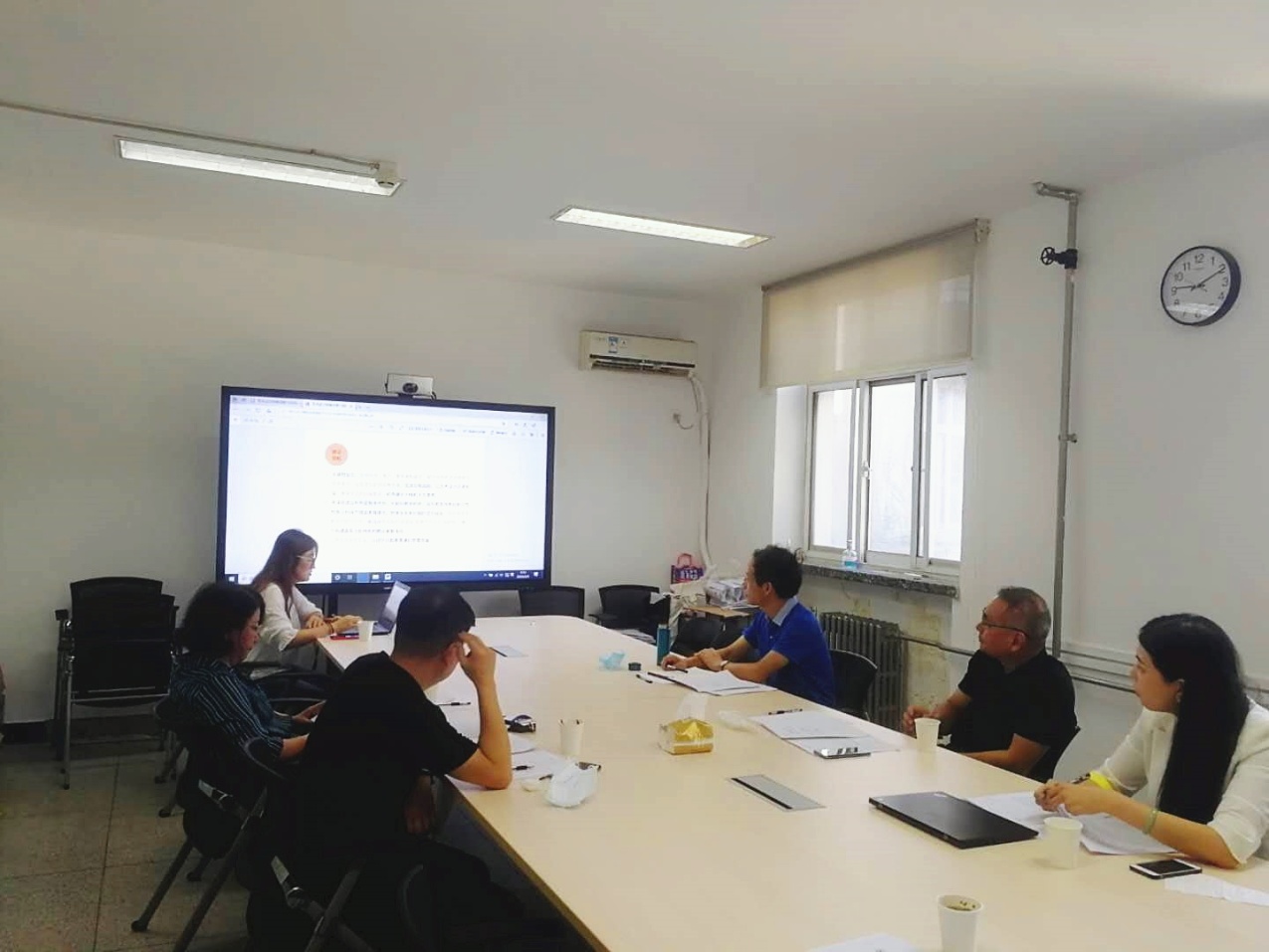 365英国上市公司