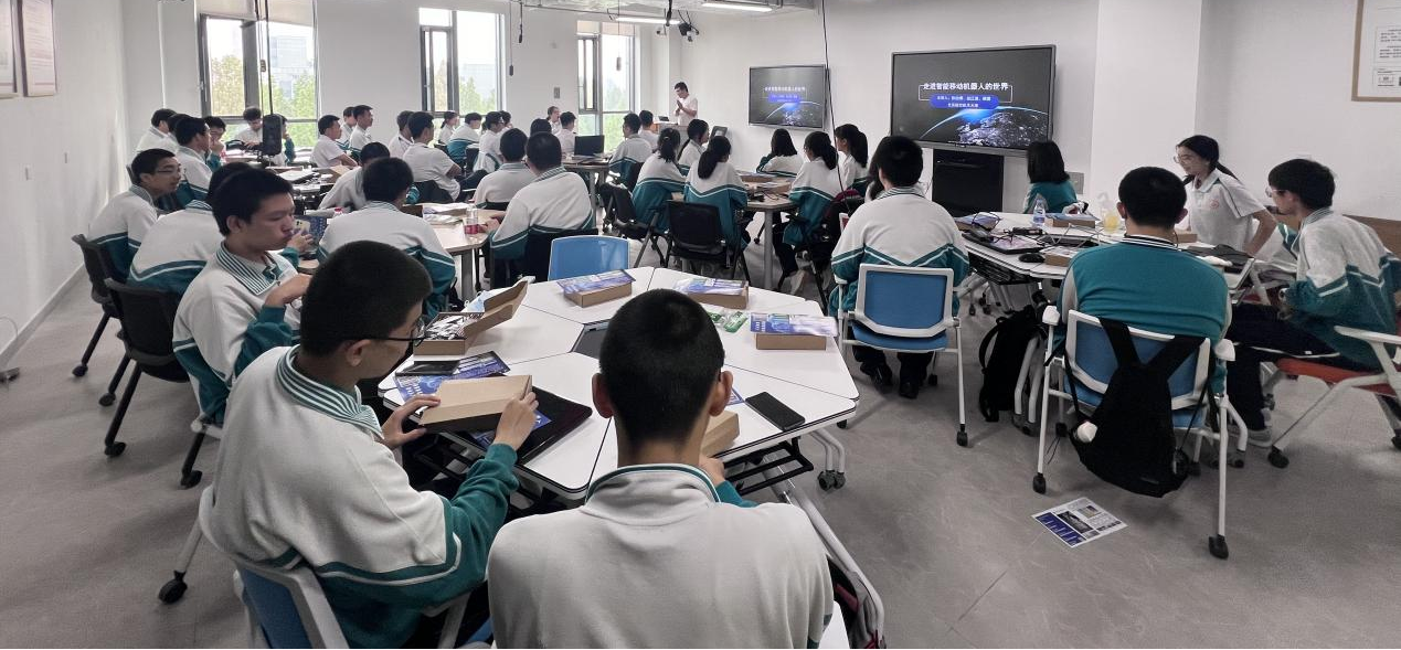 365英国上市公司