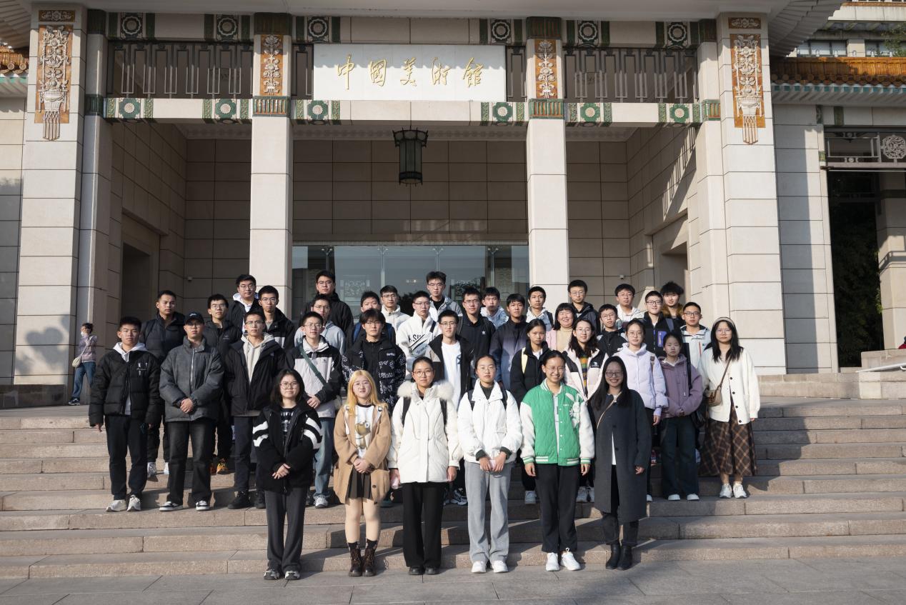 365英国上市公司