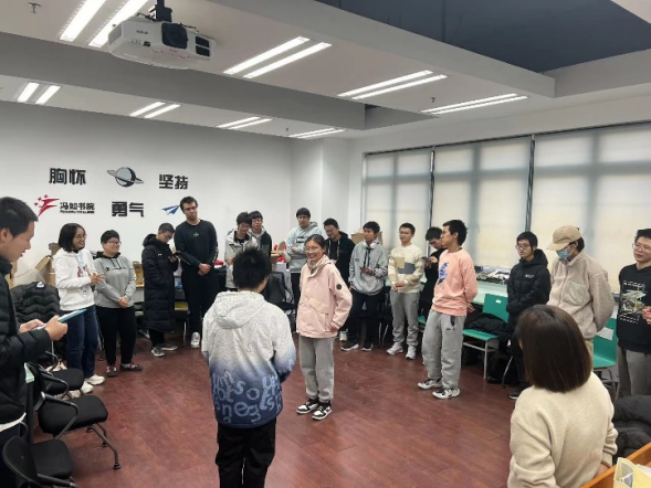 365英国上市公司