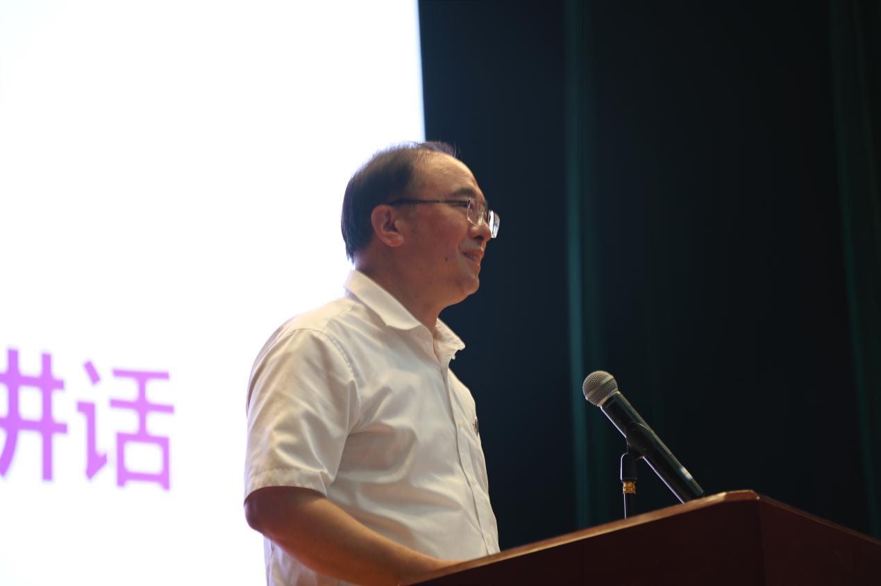 365英国上市公司