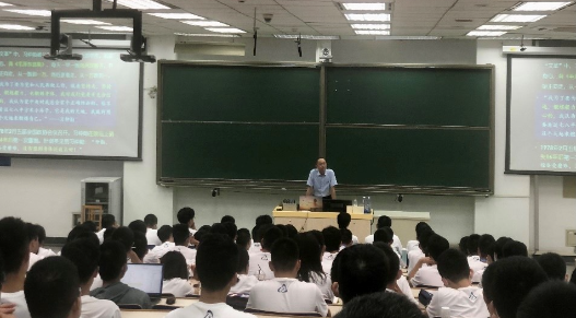 365英国上市公司