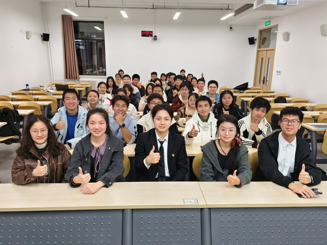 365英国上市公司