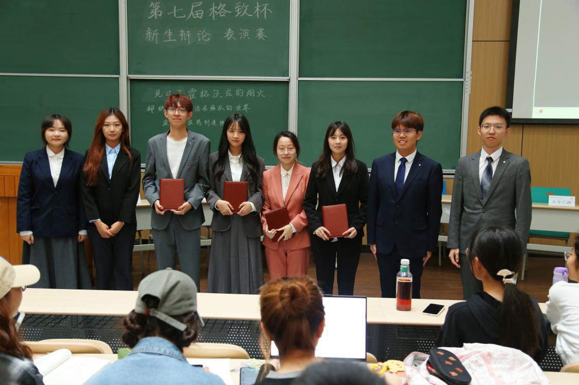 365英国上市公司