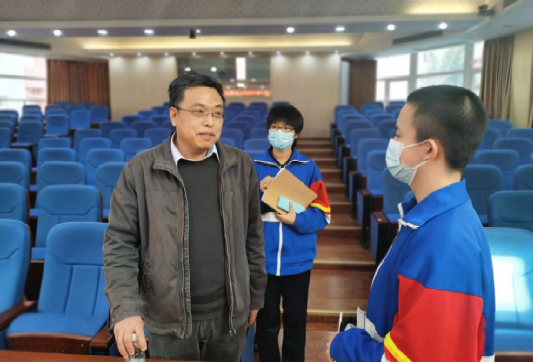 365英国上市公司