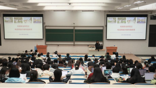 365英国上市公司