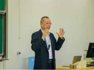 365英国上市公司