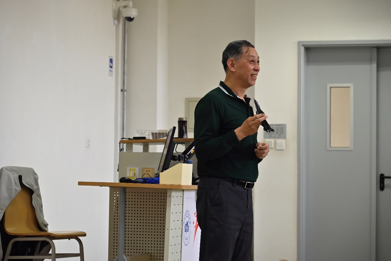 365英国上市公司