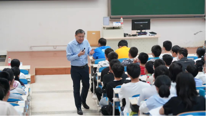 365英国上市公司