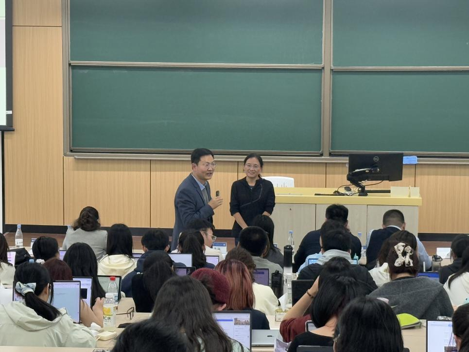 365英国上市公司