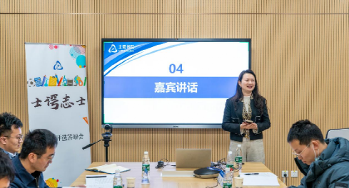 365英国上市公司