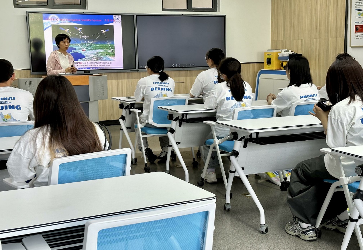 365英国上市公司