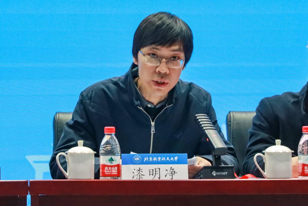 365英国上市公司