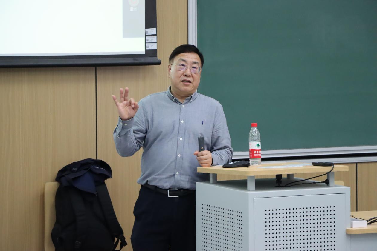 365英国上市公司