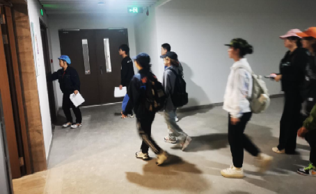 365英国上市公司