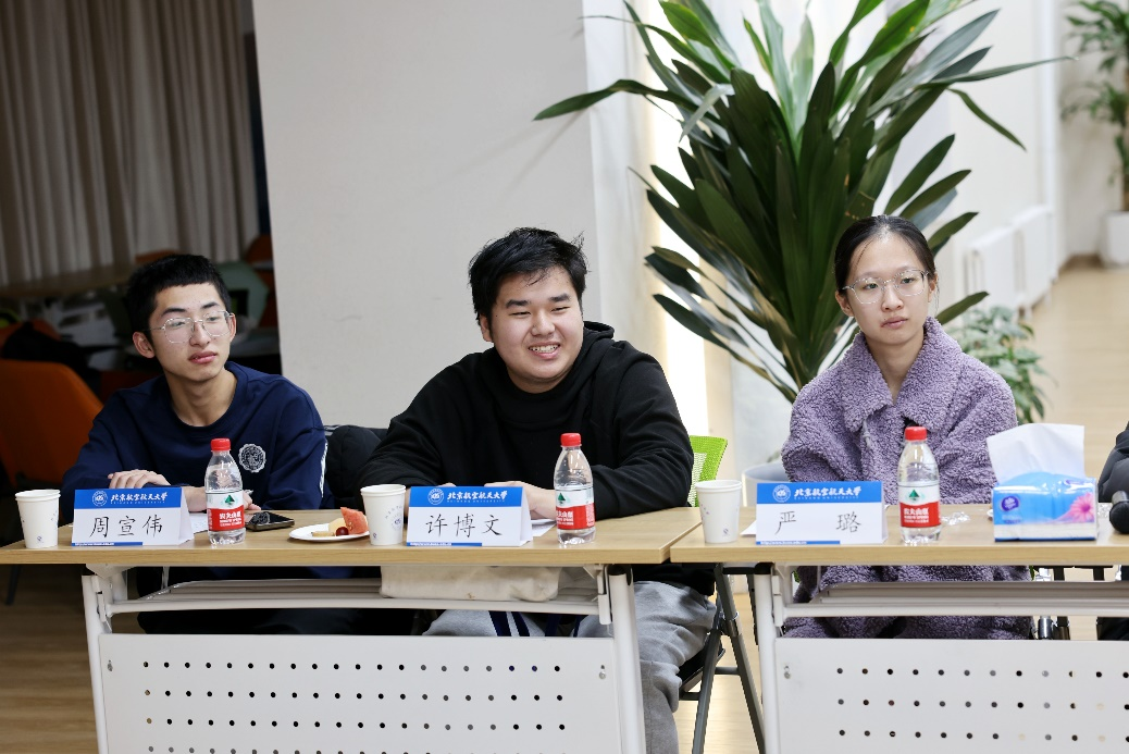 365英国上市公司