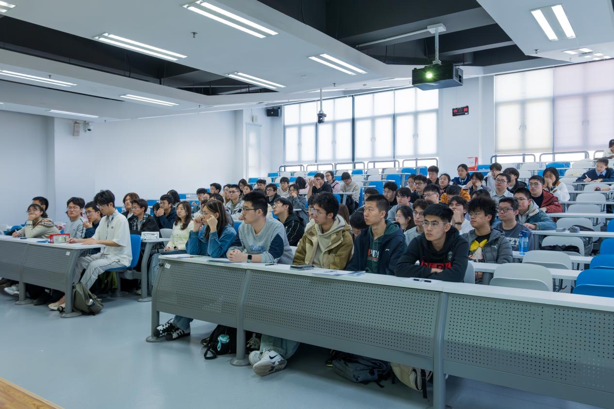 365英国上市公司