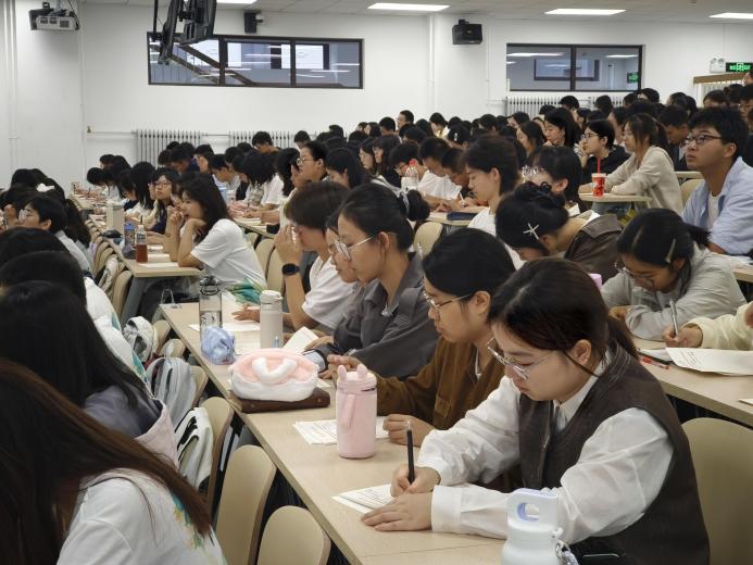 365英国上市公司