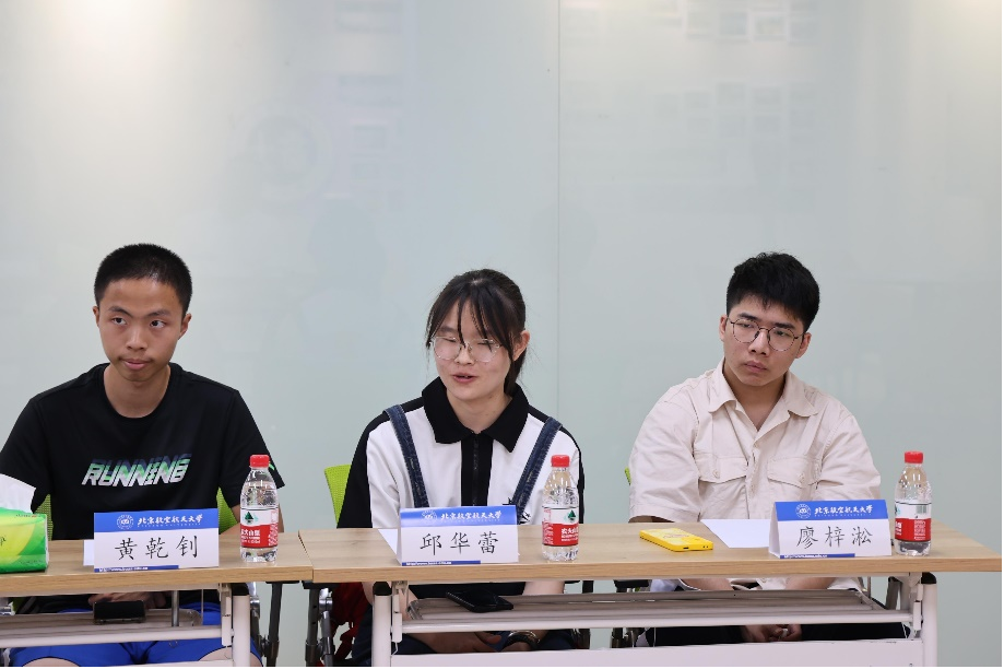 365英国上市公司