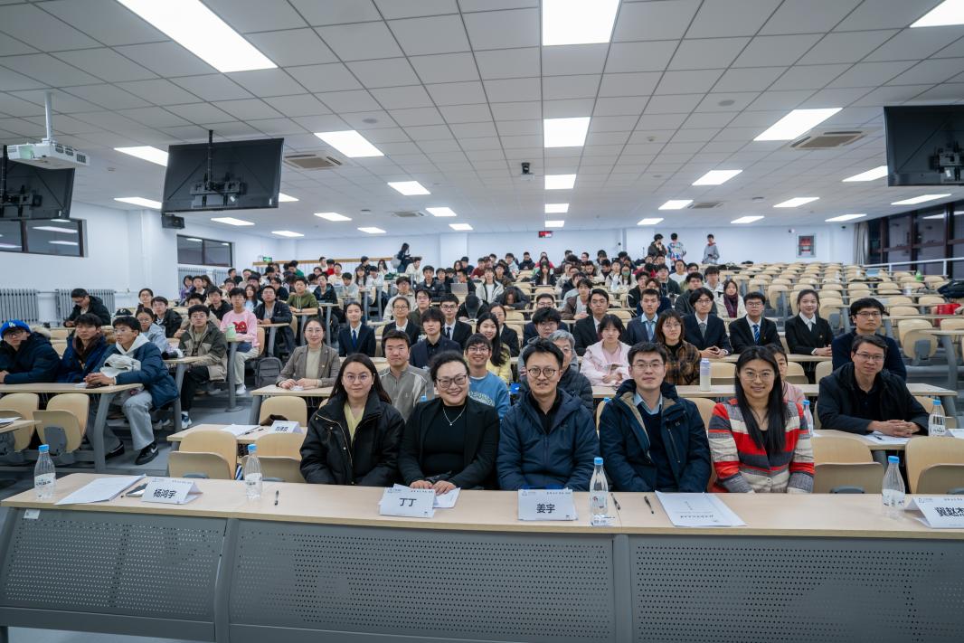 365英国上市公司