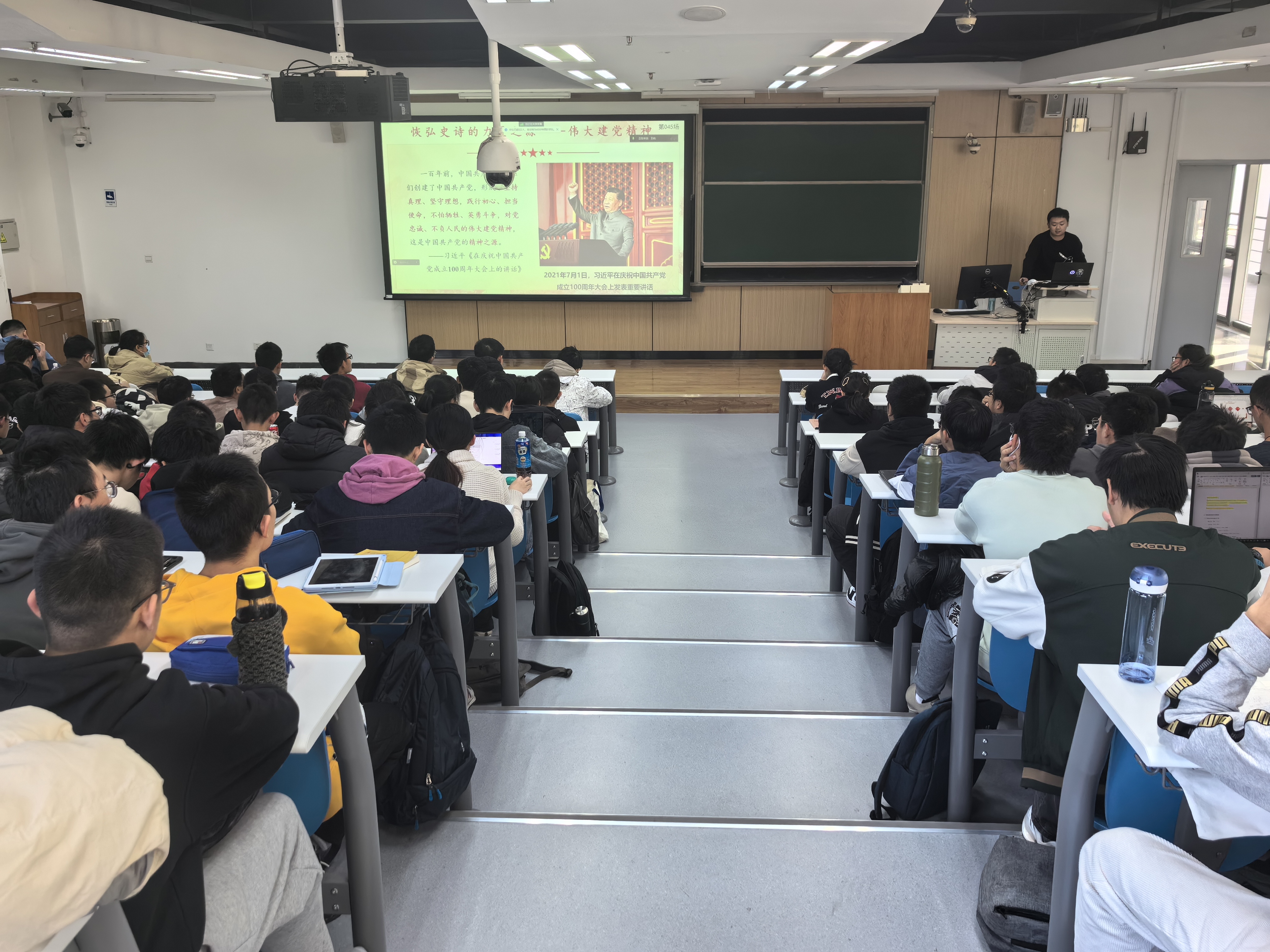 365英国上市公司