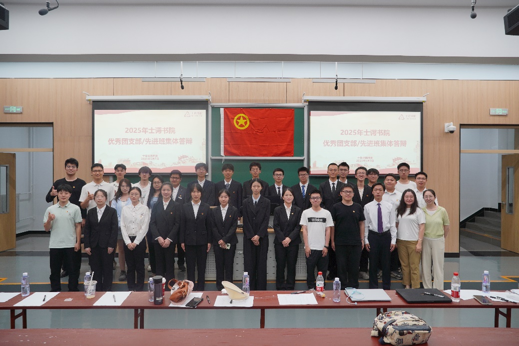 365英国上市公司