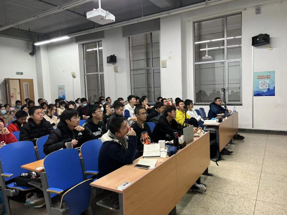 365英国上市公司