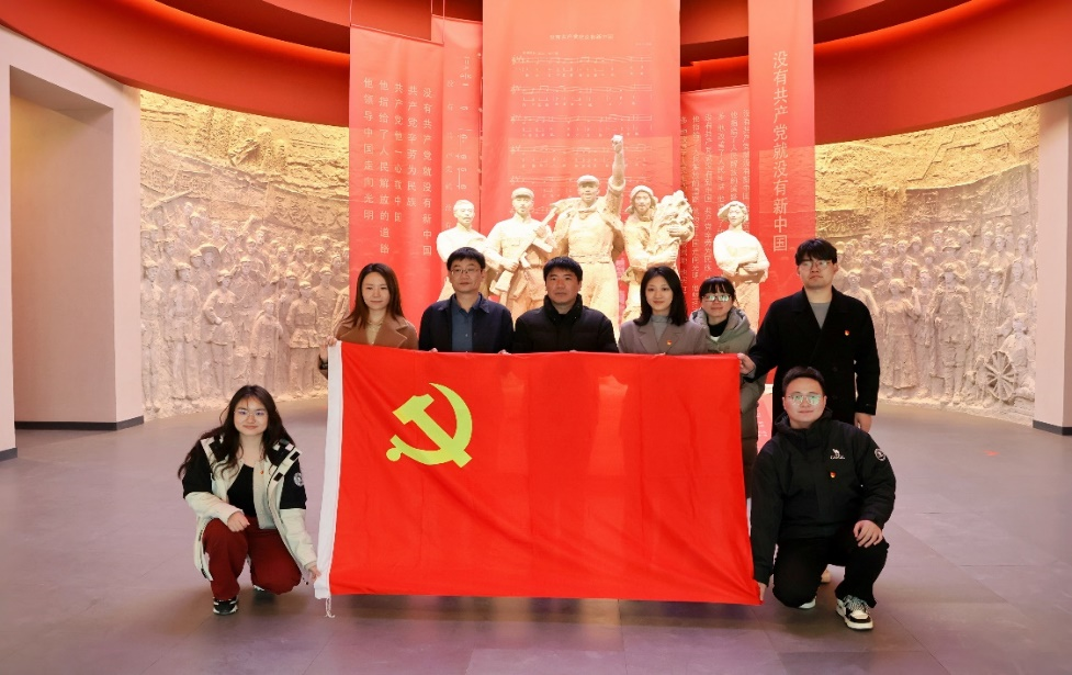 365英国上市公司