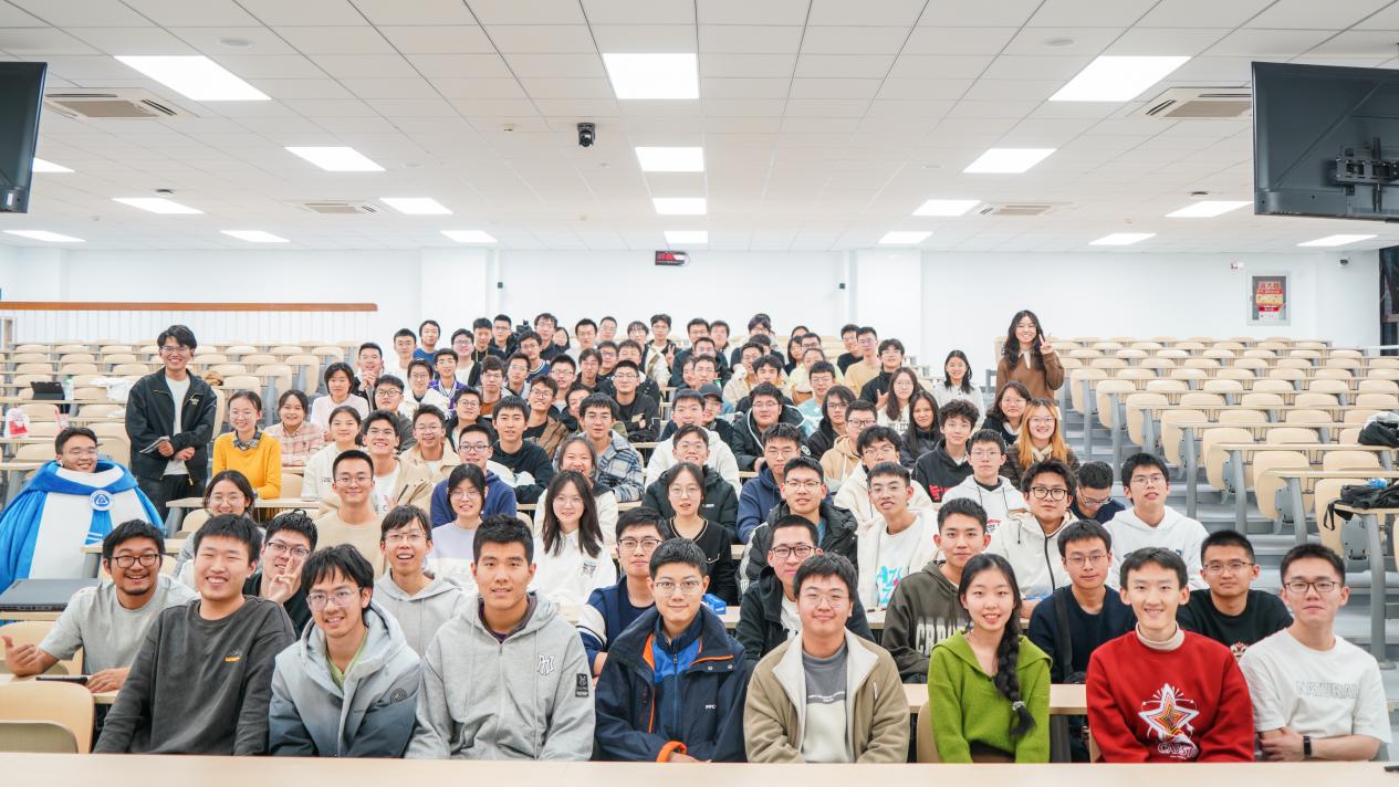 365英国上市公司