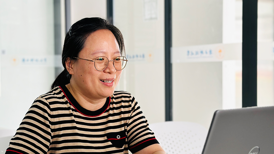 365英国上市公司