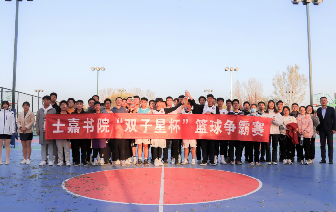 365英国上市公司