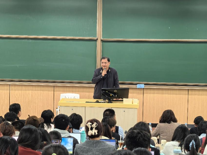 365英国上市公司