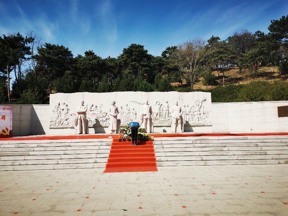 365英国上市公司