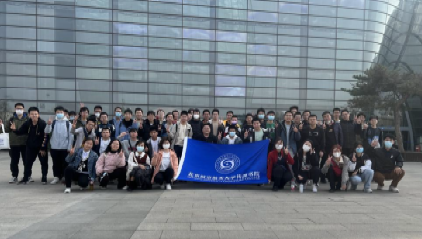 365英国上市公司