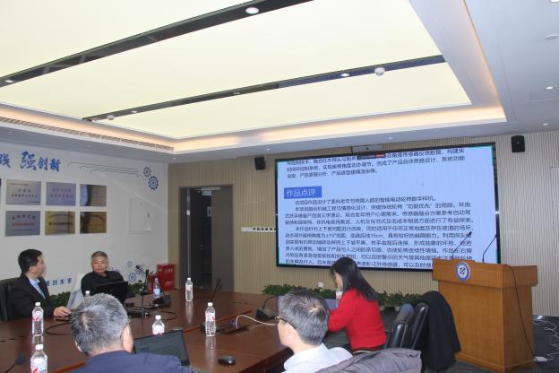 365英国上市公司