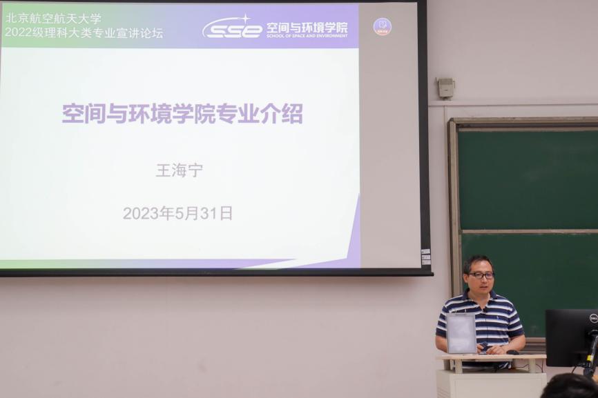 365英国上市公司