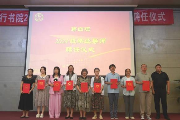 365英国上市公司